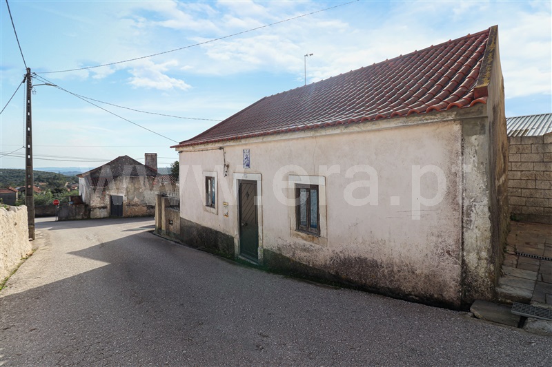Moradia Geminada T3 / Ourém, Alburitel