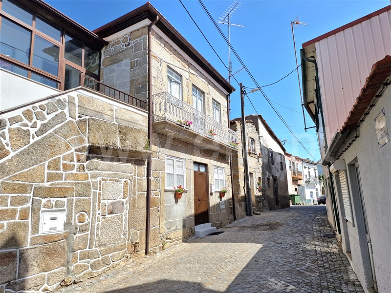 Moradia Geminada T3 / Pinhel, Alverca da Beira