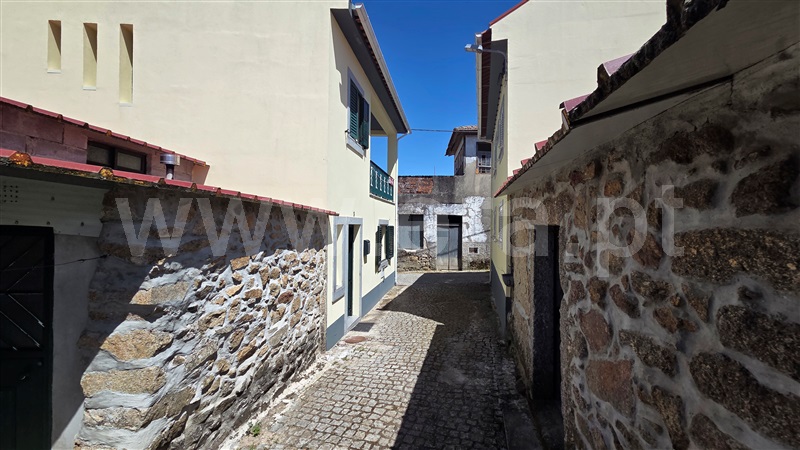 Moradia T3 à venda em Cerejo, Pinhel — foto 2