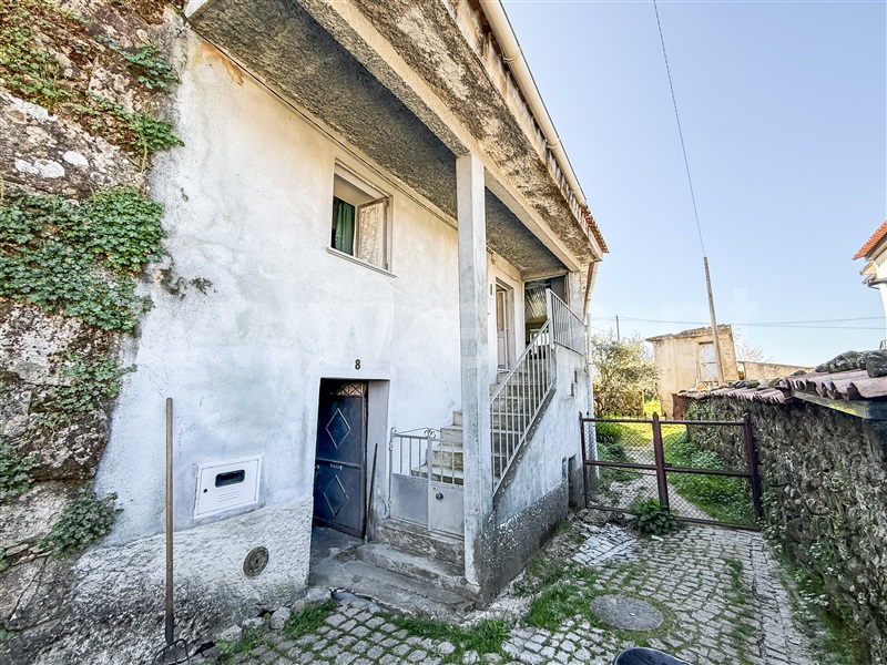 Moradia Geminada T3 / Pinhel, Cerejo