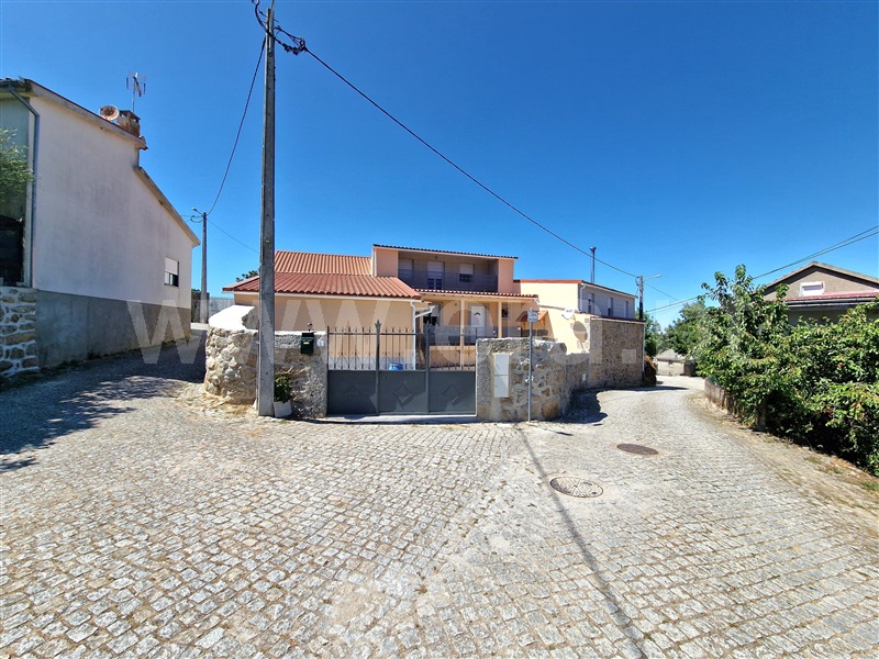 Moradia Geminada T3 / Pinhel, Ervas Tenras, Pinhel