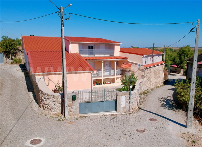 Moradia Geminada T3 / Pinhel, Ervas Tenras, Pinhel