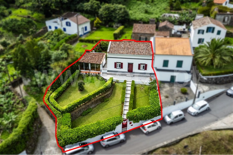 Moradia Geminada T3 / Povoação, Faial da Terra