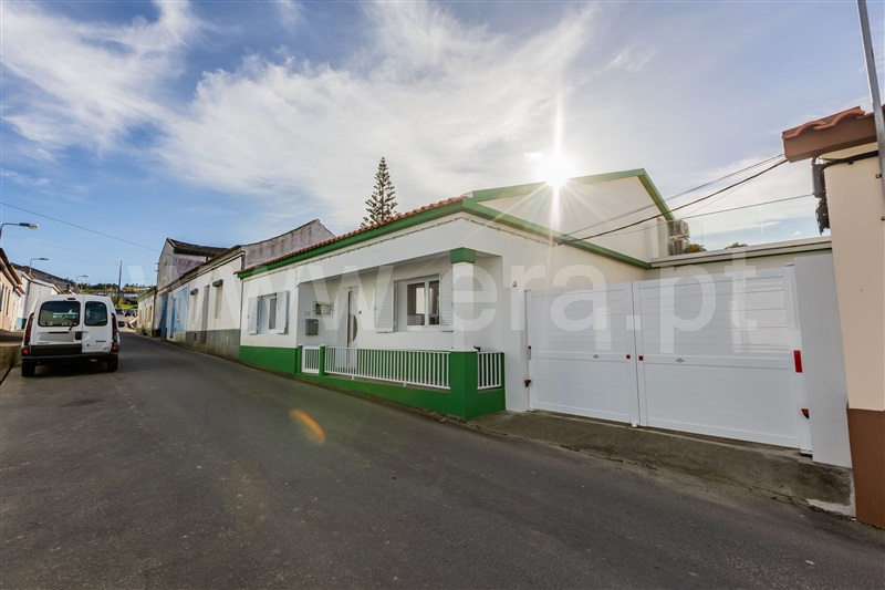 Moradia Geminada T3 / Ribeira Grande, Lomba de São Pedro