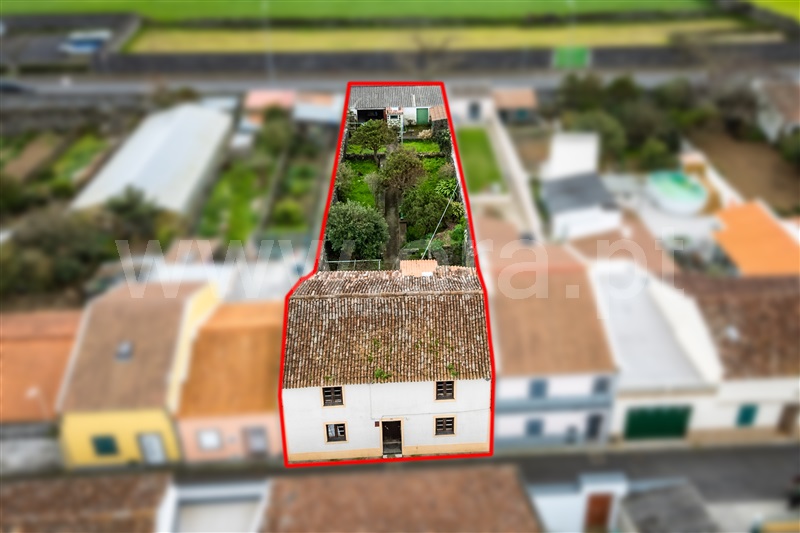 Moradia Geminada T3 / Ribeira Grande, Rabo de Peixe