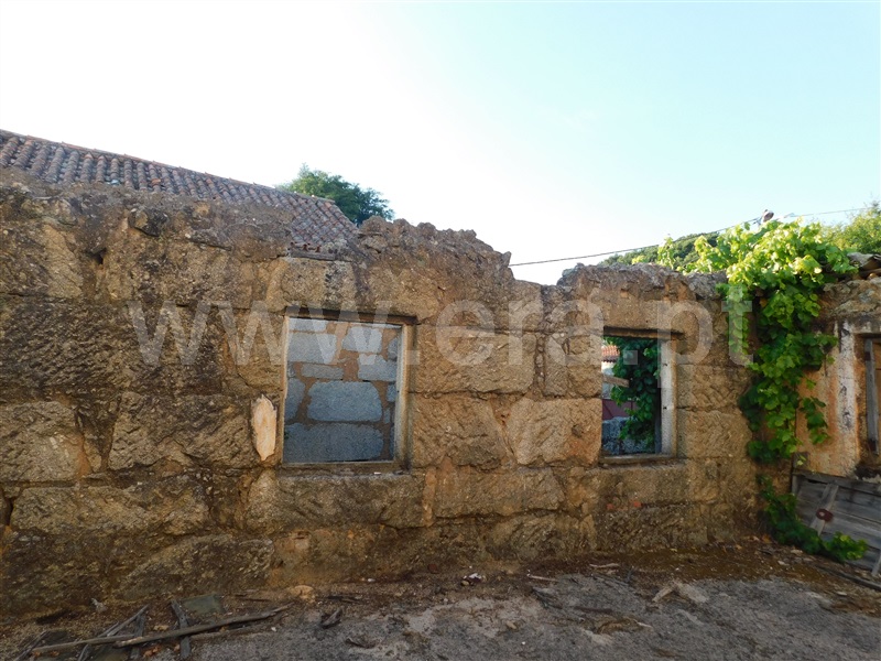 Moradia Geminada T3 Seia, Travancinha - 1022200 - 4