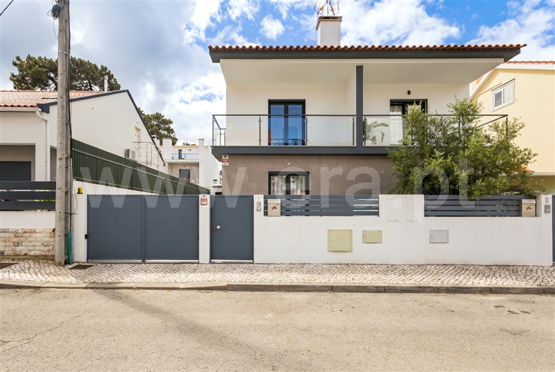 Moradia Geminada T3 / Sesimbra, Quinta do Conde