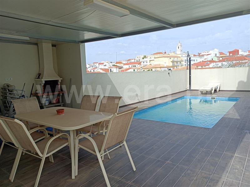 Moradia Geminada T3 / Silves, Alcantarilha