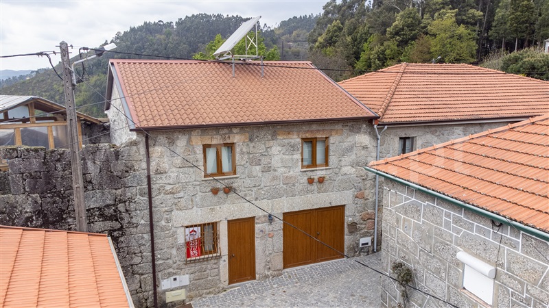 Moradia Geminada T3 / Terras de Bouro, Vilarinho das Furnas - Gerês