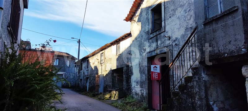 Moradia Geminada T3 / Vale de Cambra, Cepelos