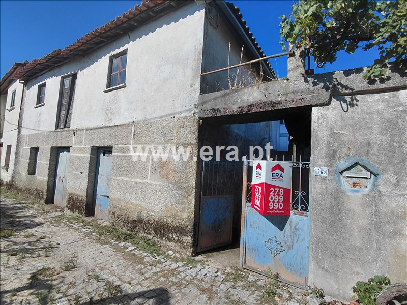 Moradia T3 em Bouçoães, €49.000