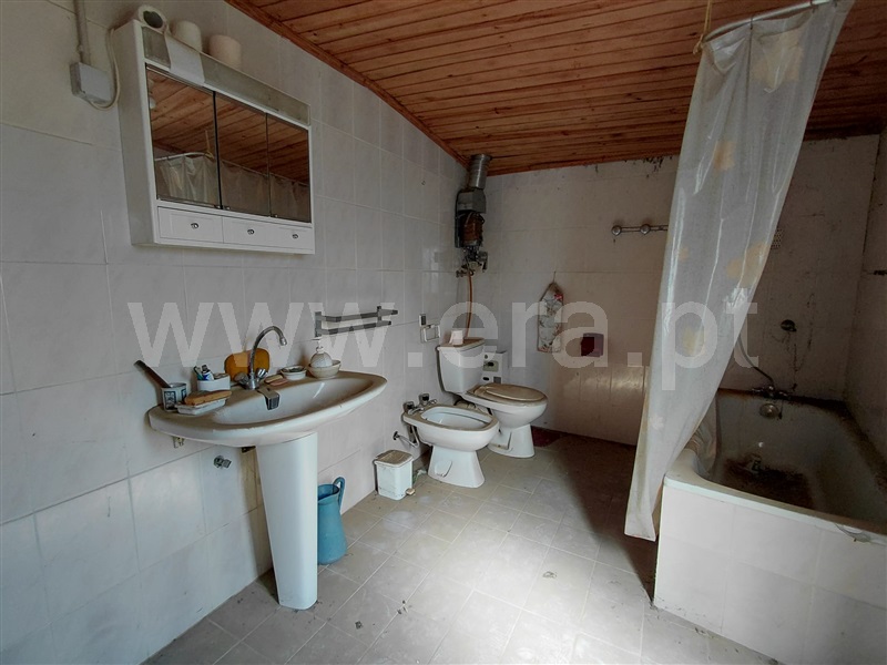 Moradia T3 à venda em São João da Corveira, Valpaços — foto 10