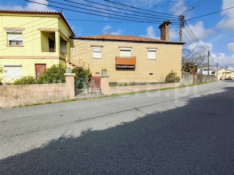 Moradia Geminada T3 / Viana do Castelo, Chafé