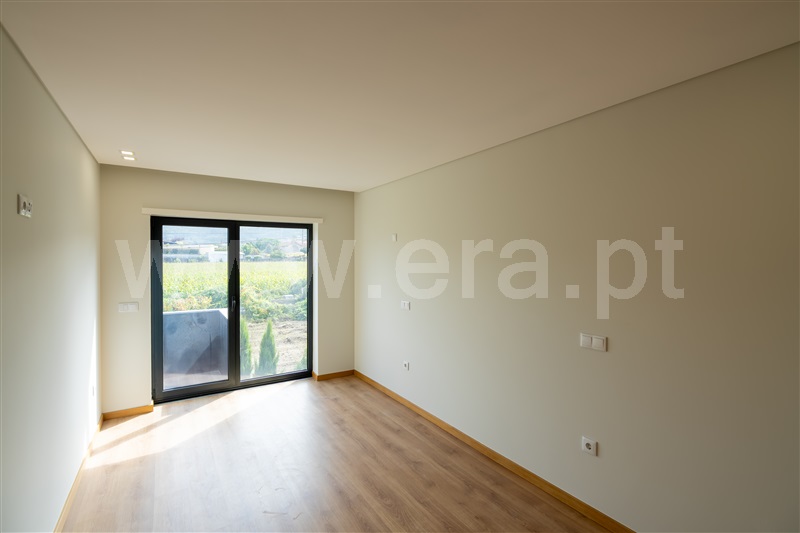 Moradia Geminada T3 Vila Nova de Famalicão, Vale (São Cosme), Telhado e Portela - 1475881 - 24