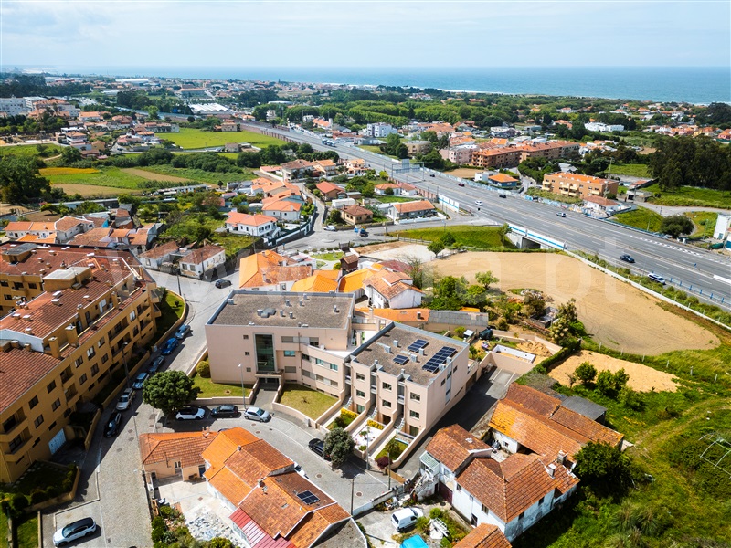 Moradia Geminada T3 / Vila Nova de Gaia, Gulpilhares e Valadares