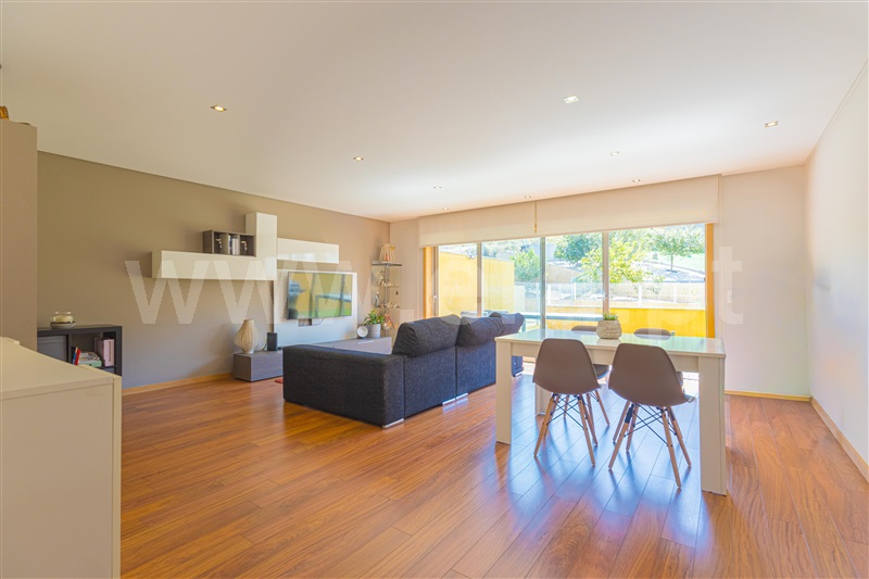 Moradia Geminada T3 com Jardim Vila Nova de Gaia, Sandim, Olival, Lever e Crestuma - 1499672 - 8