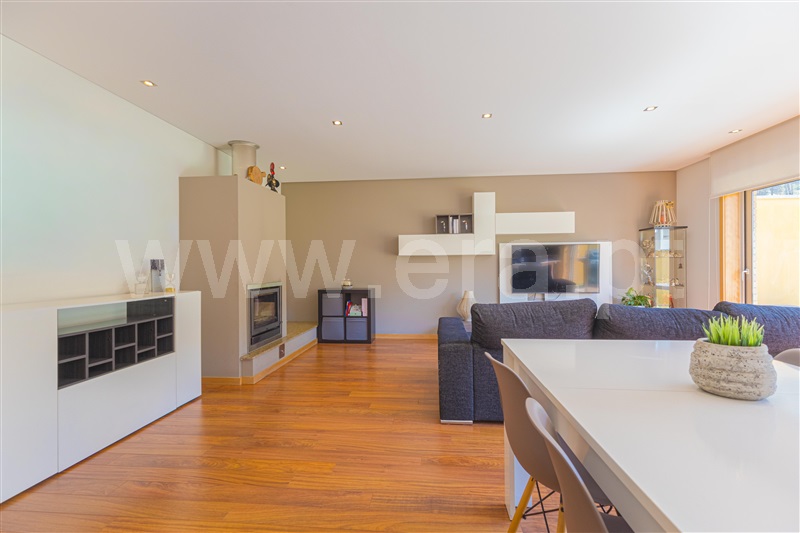 Moradia Geminada T3 com Jardim Vila Nova de Gaia, Sandim, Olival, Lever e Crestuma - 1499672 - 9