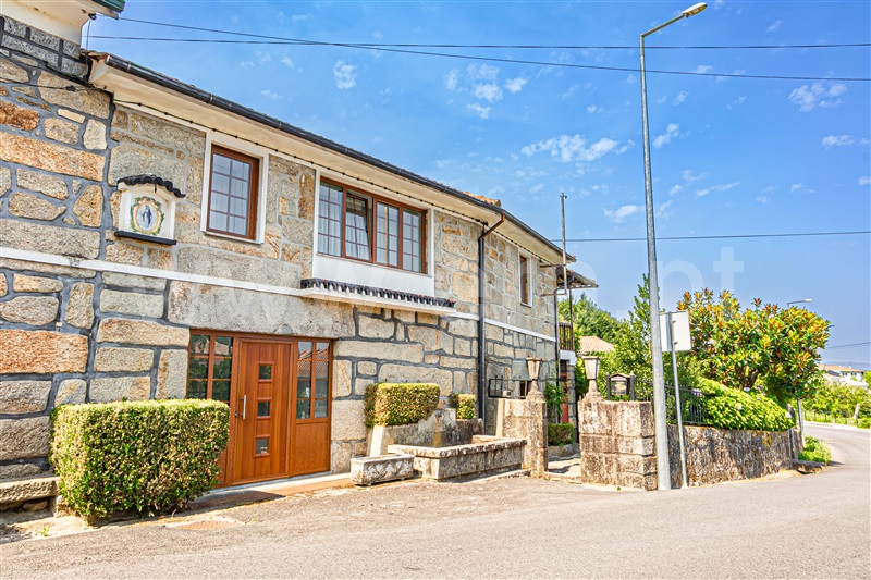 Moradia Geminada T3 / Vila Pouca de Aguiar, Bornes de Aguiar