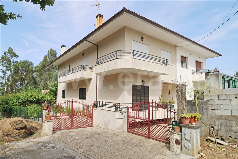 Moradia Geminada T3 / Viseu, Mundão