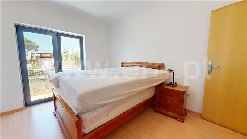 Moradia Geminada T4 Almada, Palhais - 1503016 - 1