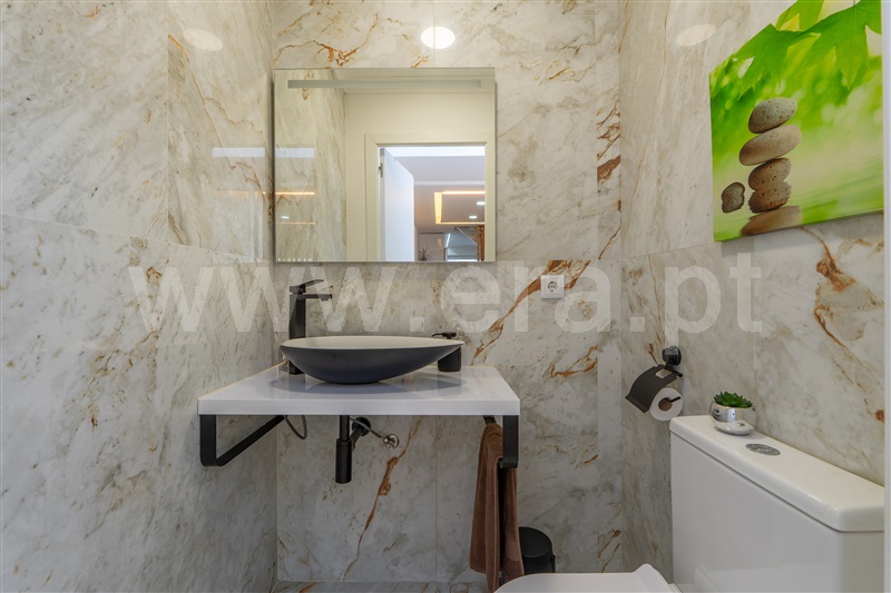 Moradia Geminada T4 Amadora, Mina de Água - 1501831 - 3