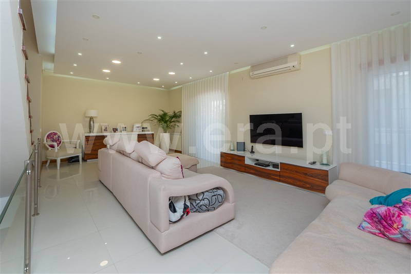 Moradia Geminada T4 Amadora, Mina de Água - 1501831 - 20