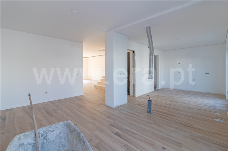 Moradia Geminada T4 com Nova Barreiro, Palhais e Coina - 1486016 - 8