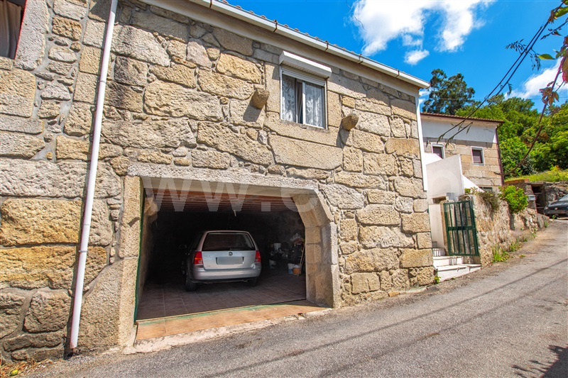 Moradia Geminada T4 / Caminha, Lanhelas