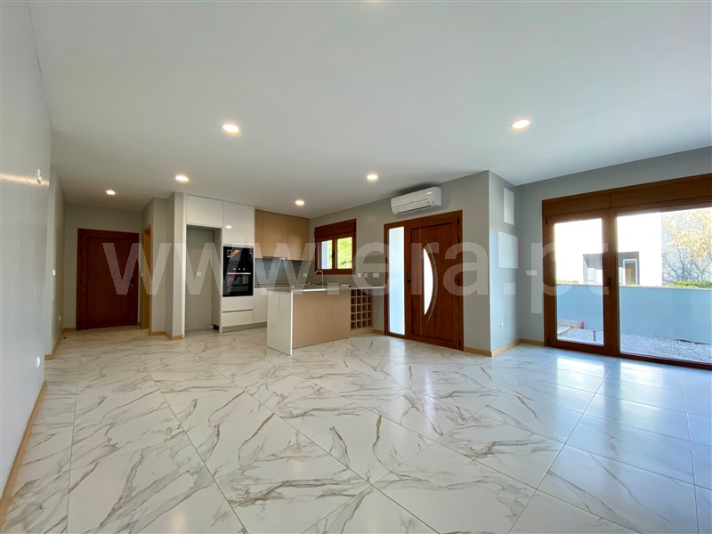 Moradia Geminada T4 Chaves, Bustelo - 1466104 - 3