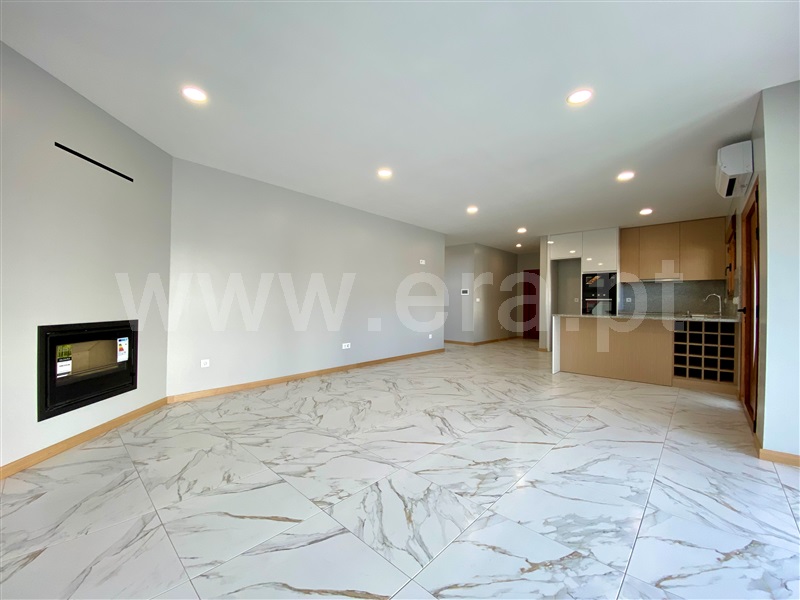 Moradia Geminada T4 Chaves, Bustelo - 1466104 - 4