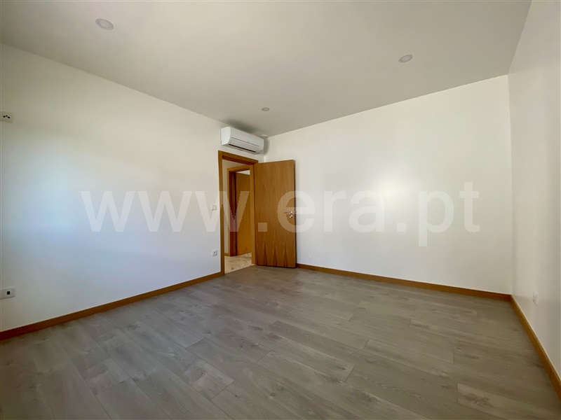 Moradia Geminada T4 Chaves, Bustelo - 1466104 - 10