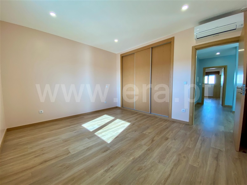 Moradia Geminada T4 Chaves, Bustelo - 1466104 - 13