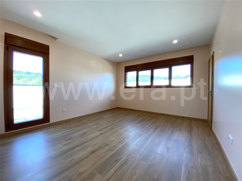 Moradia Geminada T4 Chaves, Bustelo - 1466104 - 15