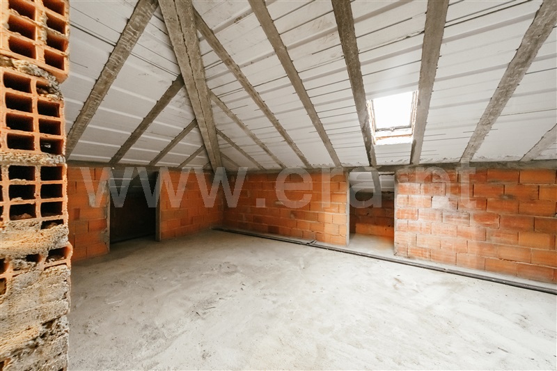 Moradia Geminada T4 com Quintal Covilhã, Erada - 1452746 - 50