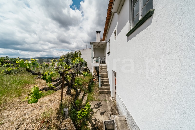 Moradia T4 à venda em Ourondo, Covilhã — foto 3