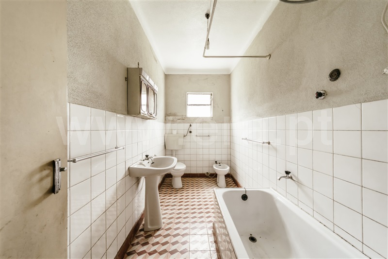 Moradia T4 à venda em Ourondo, Covilhã — foto 10