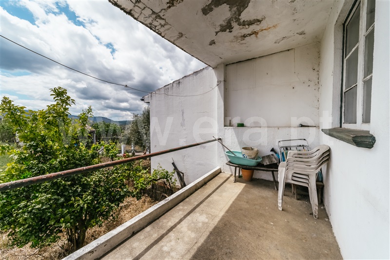 Moradia T4 à venda em Ourondo, Covilhã — foto 16