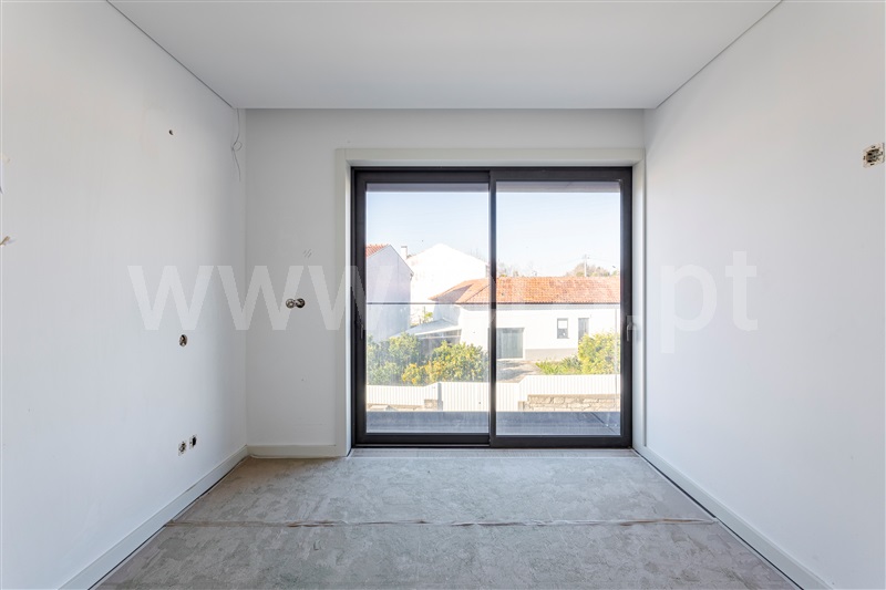 Moradia Geminada T4 com Nova Espinho, Anta III - 1302549 - 9