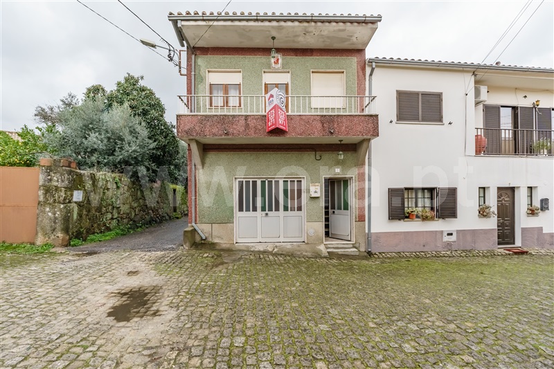 Moradia Geminada T4 / Fundão, Póvoa da Atalaia