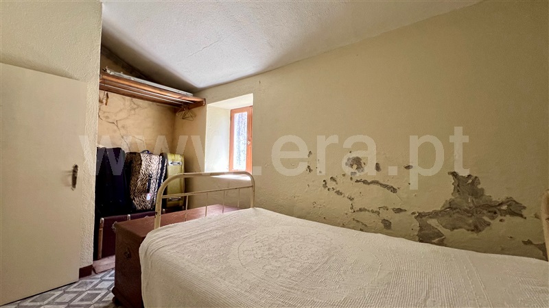 Moradia Geminada T4 Gouveia - 1480373 - 38