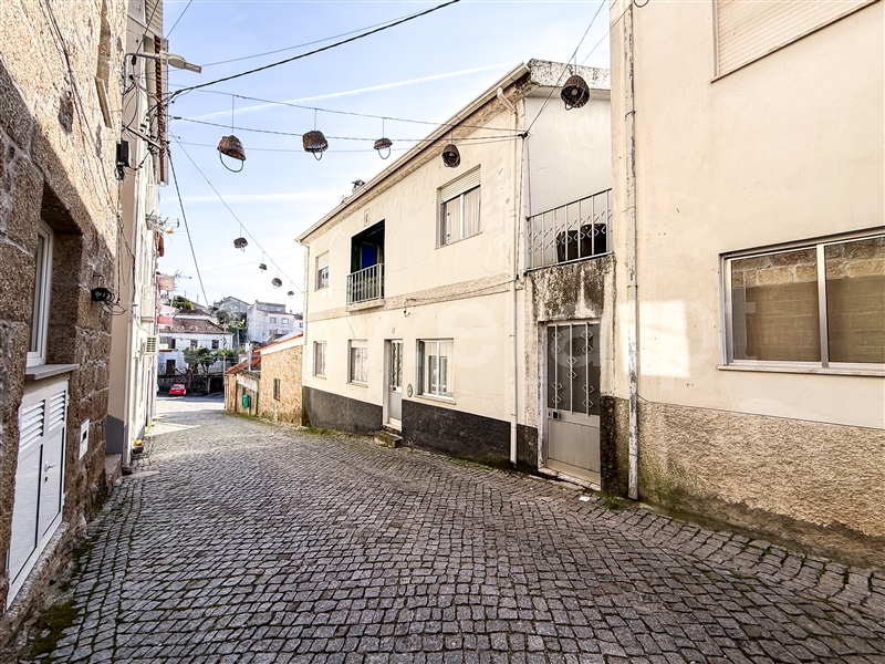 Moradia T4 à venda em Gonçalo, Guarda — foto 2