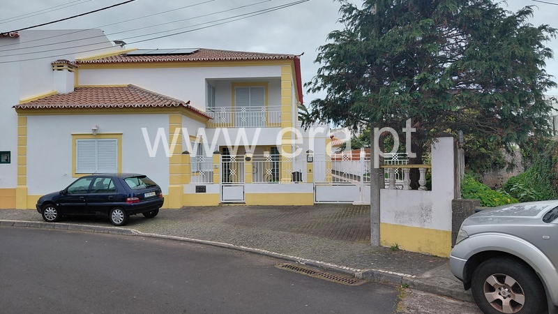 Moradia Geminada T4 / Lagoa (São Miguel), Lagoa (Nossa Senhora do Rosário)