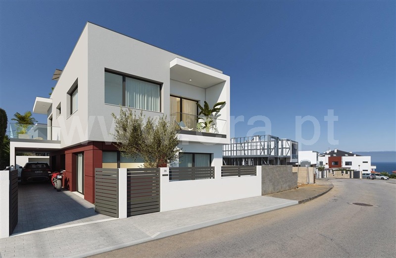 Moradia Geminada T4 / Mafra, Ericeira Periferia