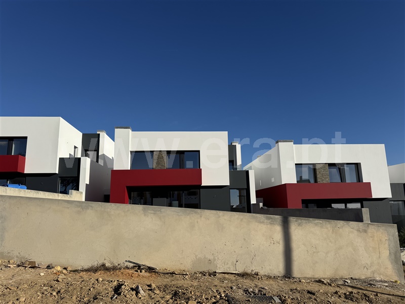 Moradia Geminada T4 / Mafra, Mafra