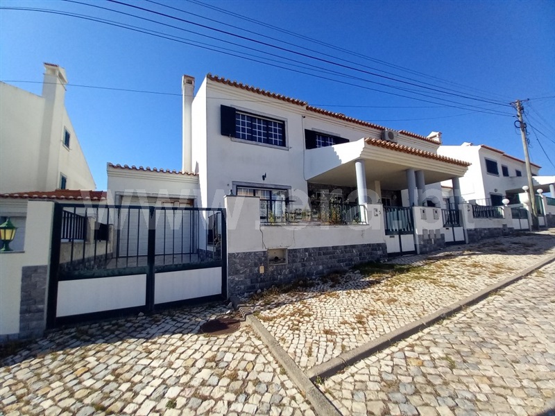 Moradia Geminada T4 / Mafra, Santo Isidoro
