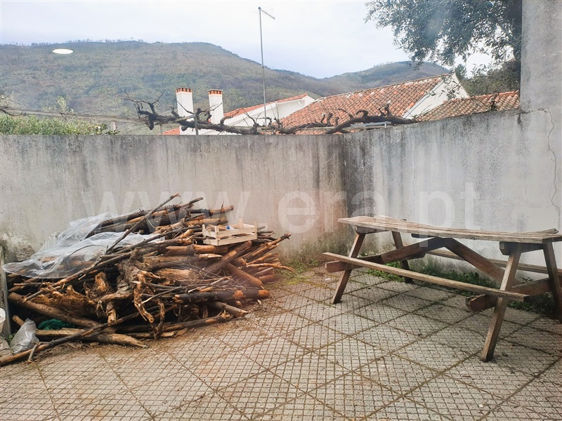 Moradia Geminada T4 Manteigas, Sameiro - 1380678 - 9