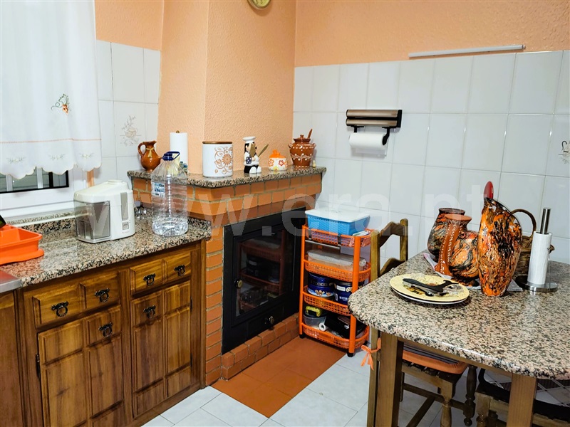 Moradia Geminada T4 Mirandela, Passos - 1513870 - 2