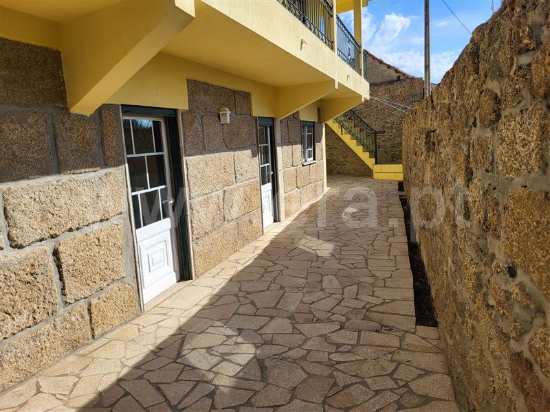 Moradia Geminada T4 Mirandela, São Pedro Velho - 1513744 - 5
