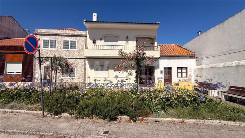 Moradia T4 em Gaio-Rosário e Sarilhos Pequenos, €430.000