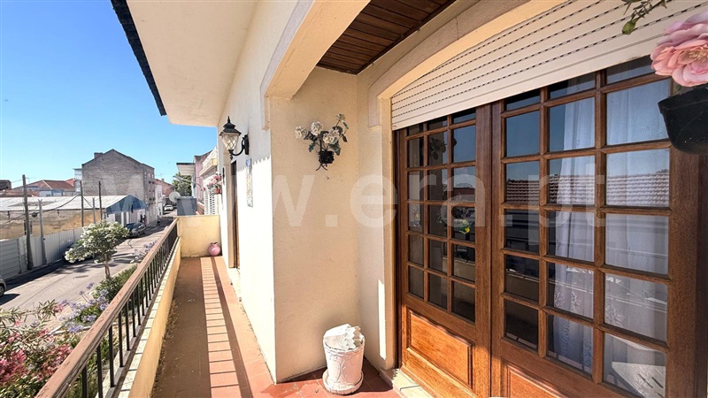 Moradia T4 à venda em Gaio-Rosário e Sarilhos Pequenos, Moita — foto 3